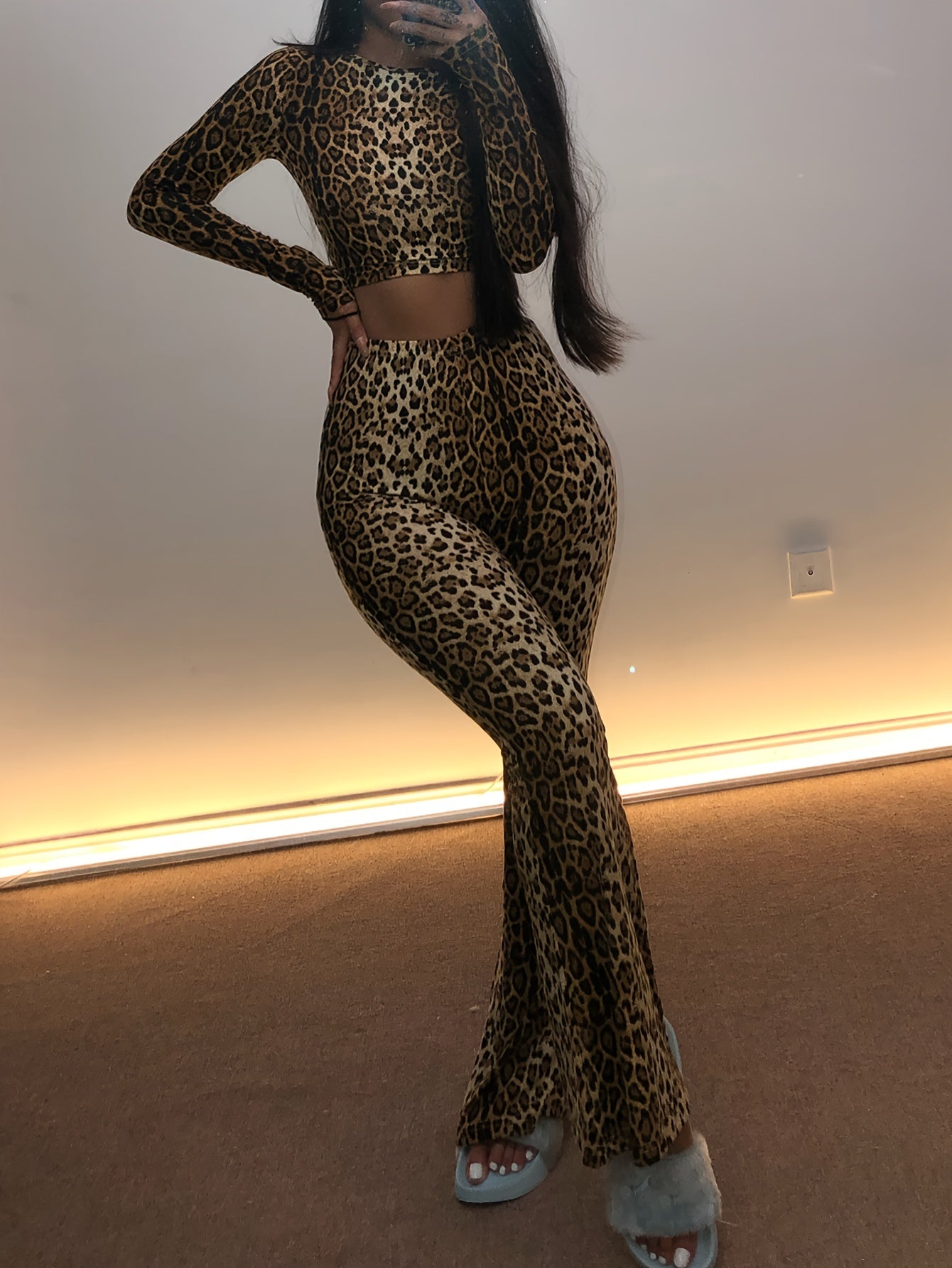 Chic Leopard Print long Sleeve Crop Top & High-Waist Stretch Flare Pants