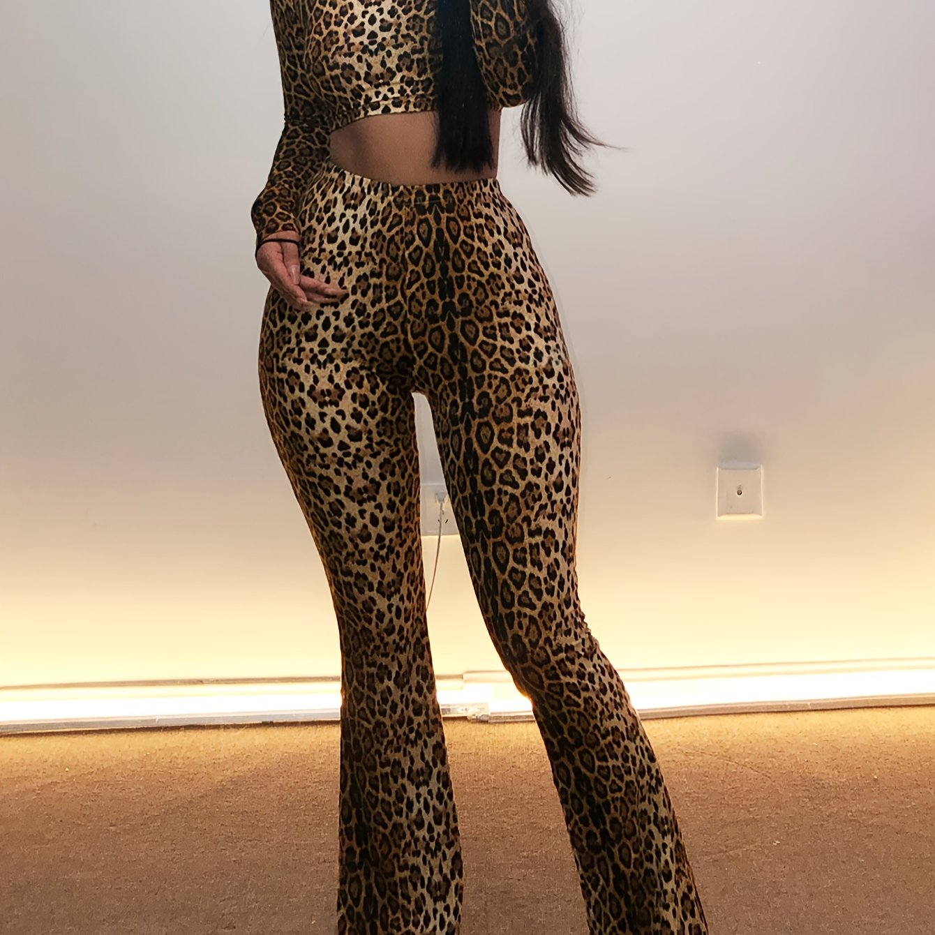 Chic Leopard Print long Sleeve Crop Top & High-Waist Stretch Flare Pants
