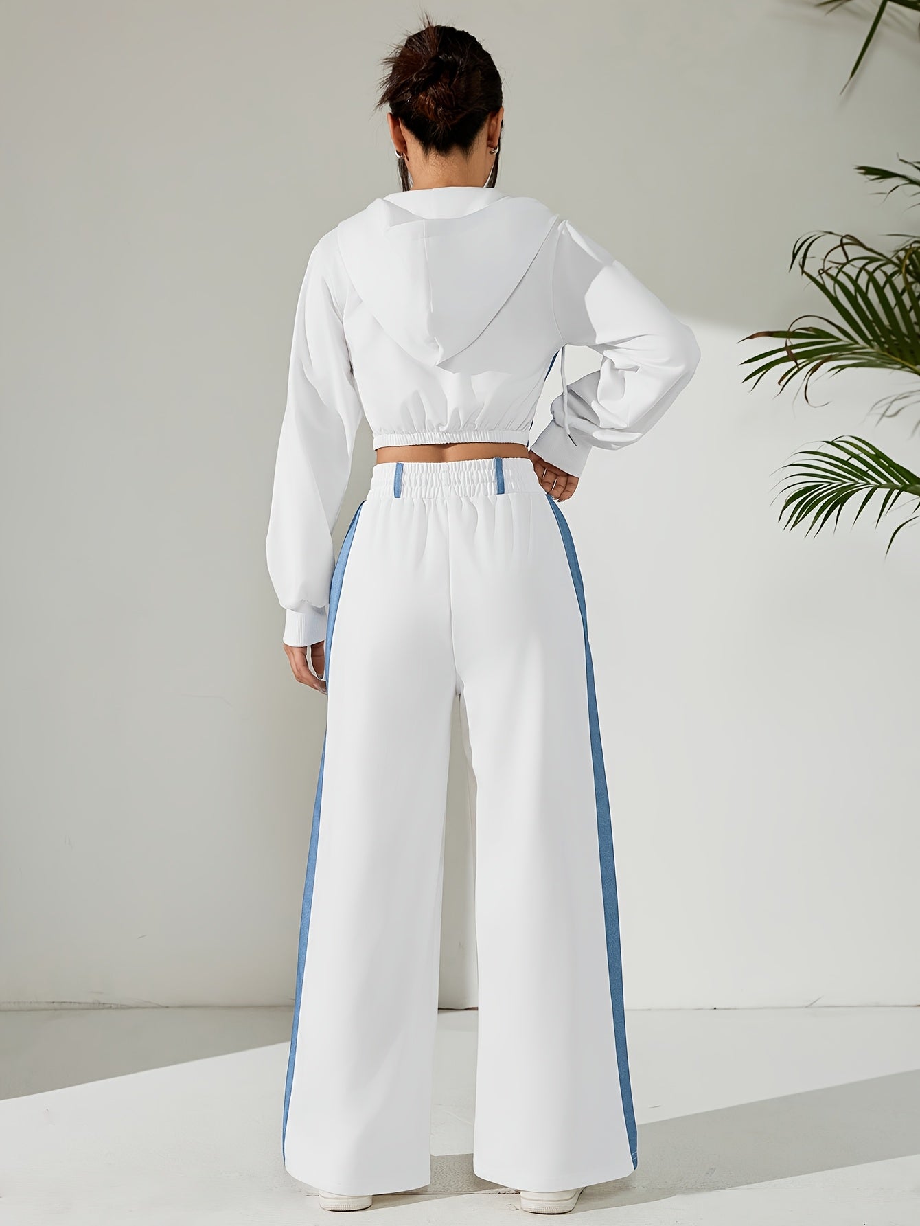 Chic Contrast Zip-Up Suit