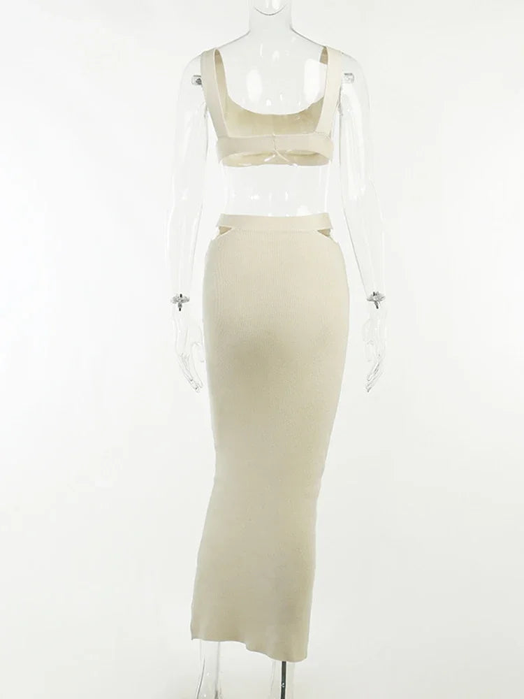 Backless Knitting Bare & Bougee Skirt Co-ord