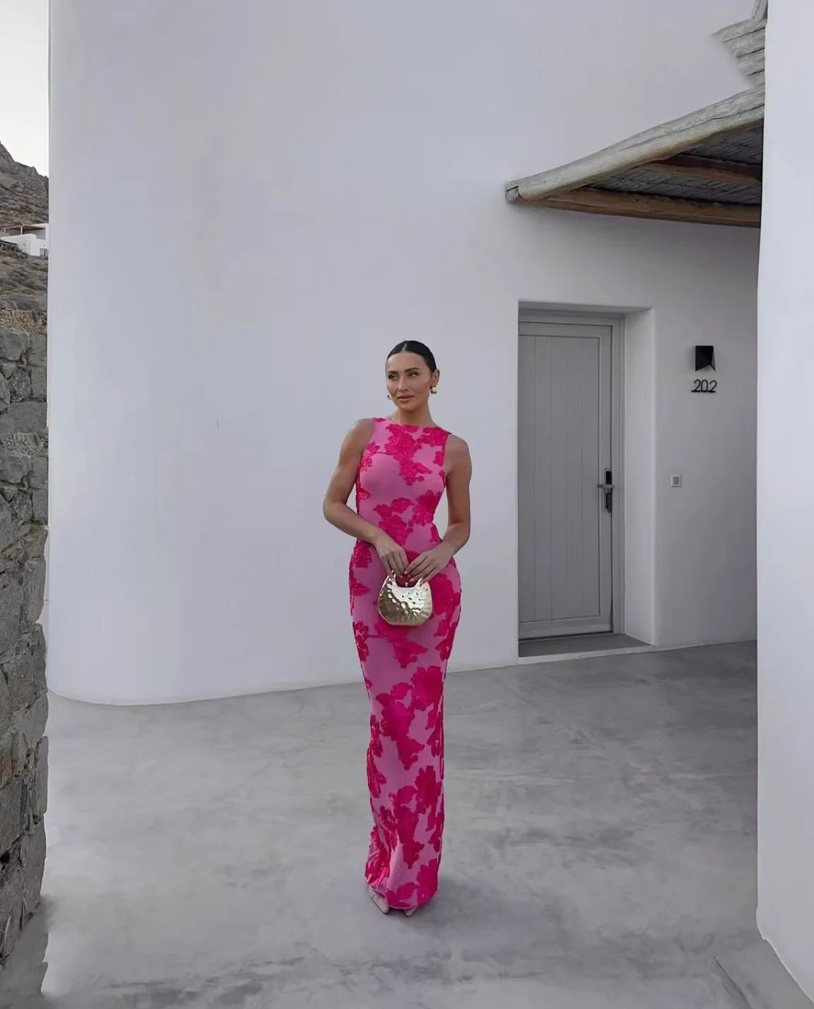 Elegant Women Sleeveless Petal Empress Maxi Dress