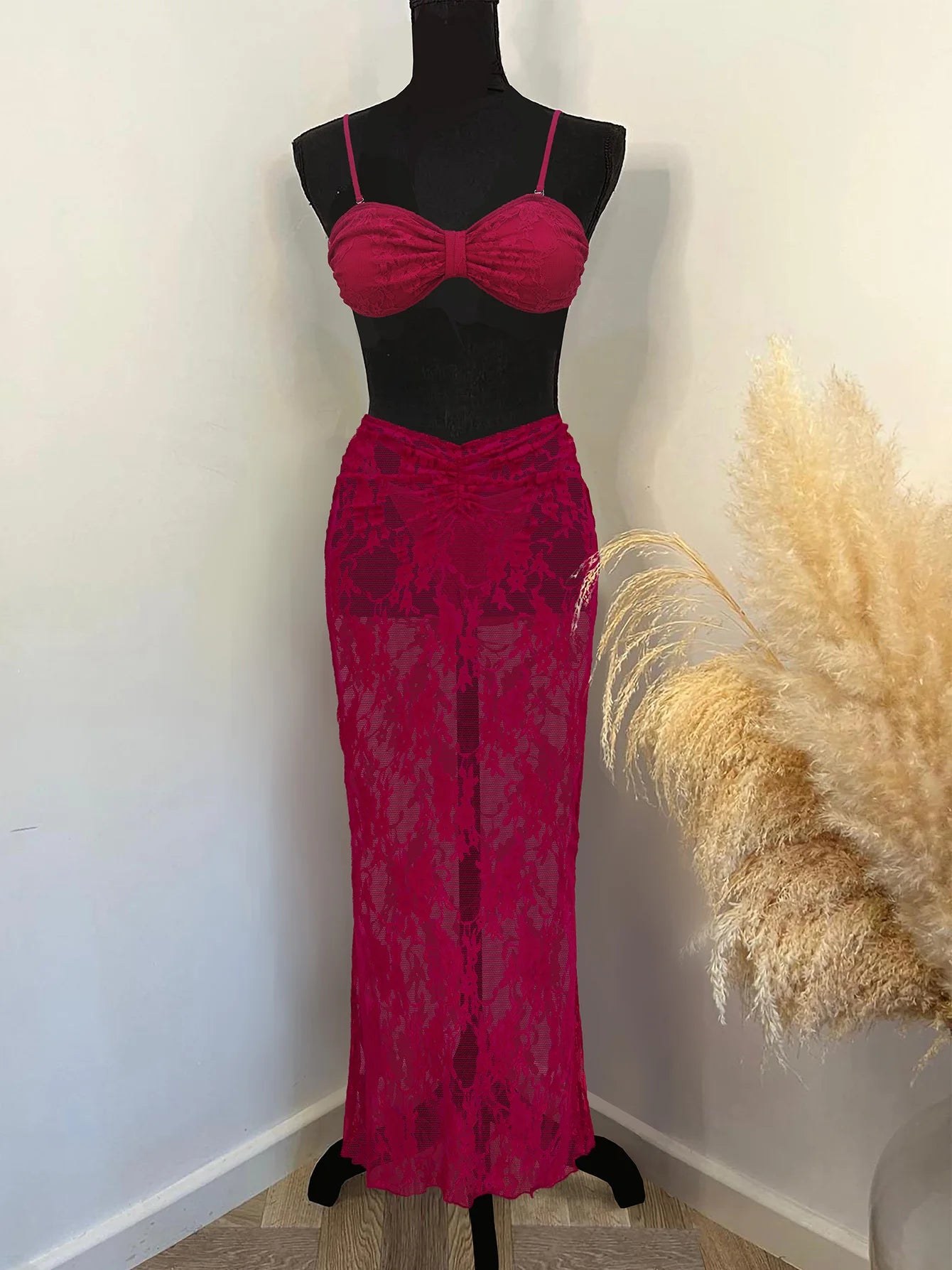 Fashion Lace & Waves Luxe Women's Dress Set