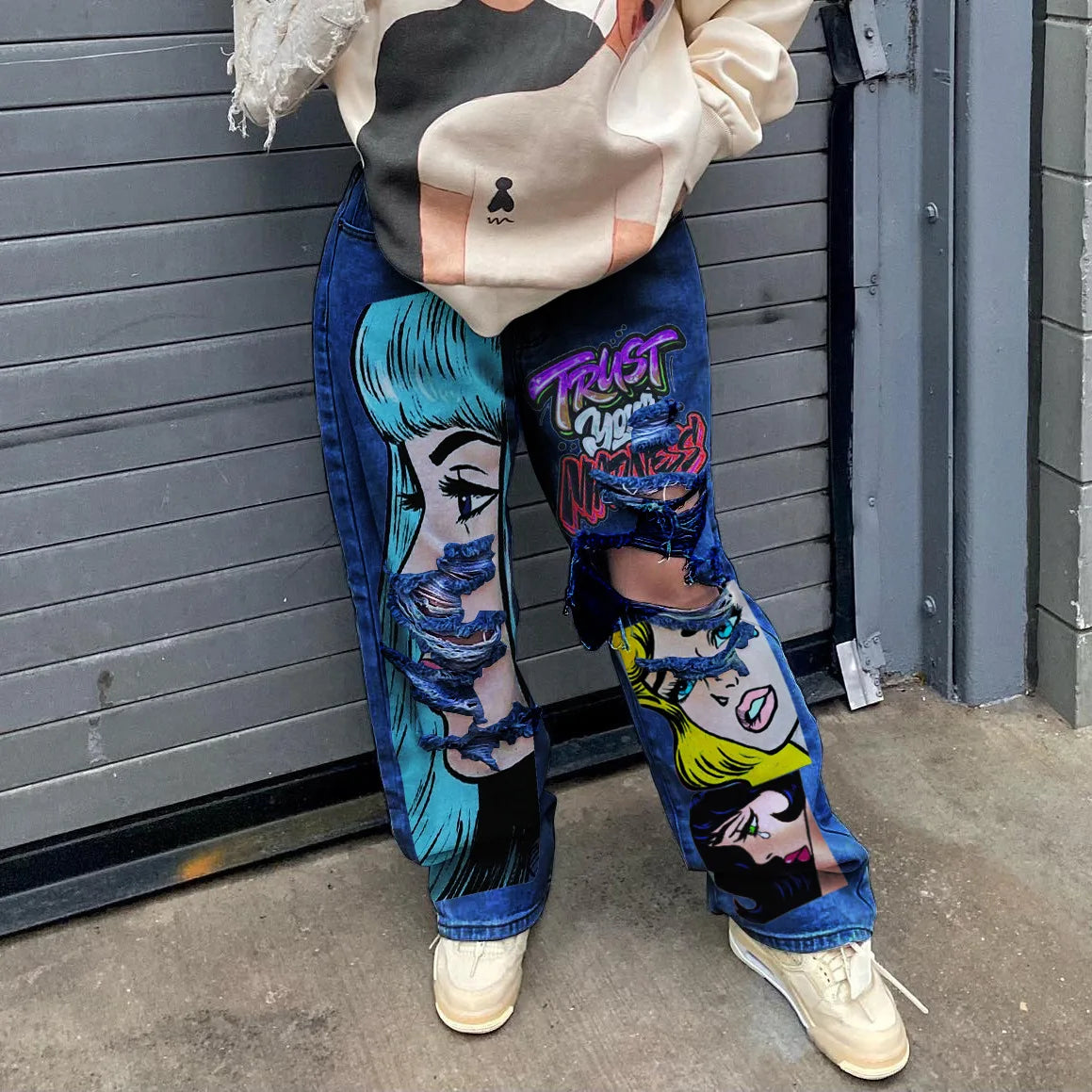 Women's 2023 New Street Fashion INS Network Red American Individualized Girls' Graphic Print Perforated Beggar Denim Pants