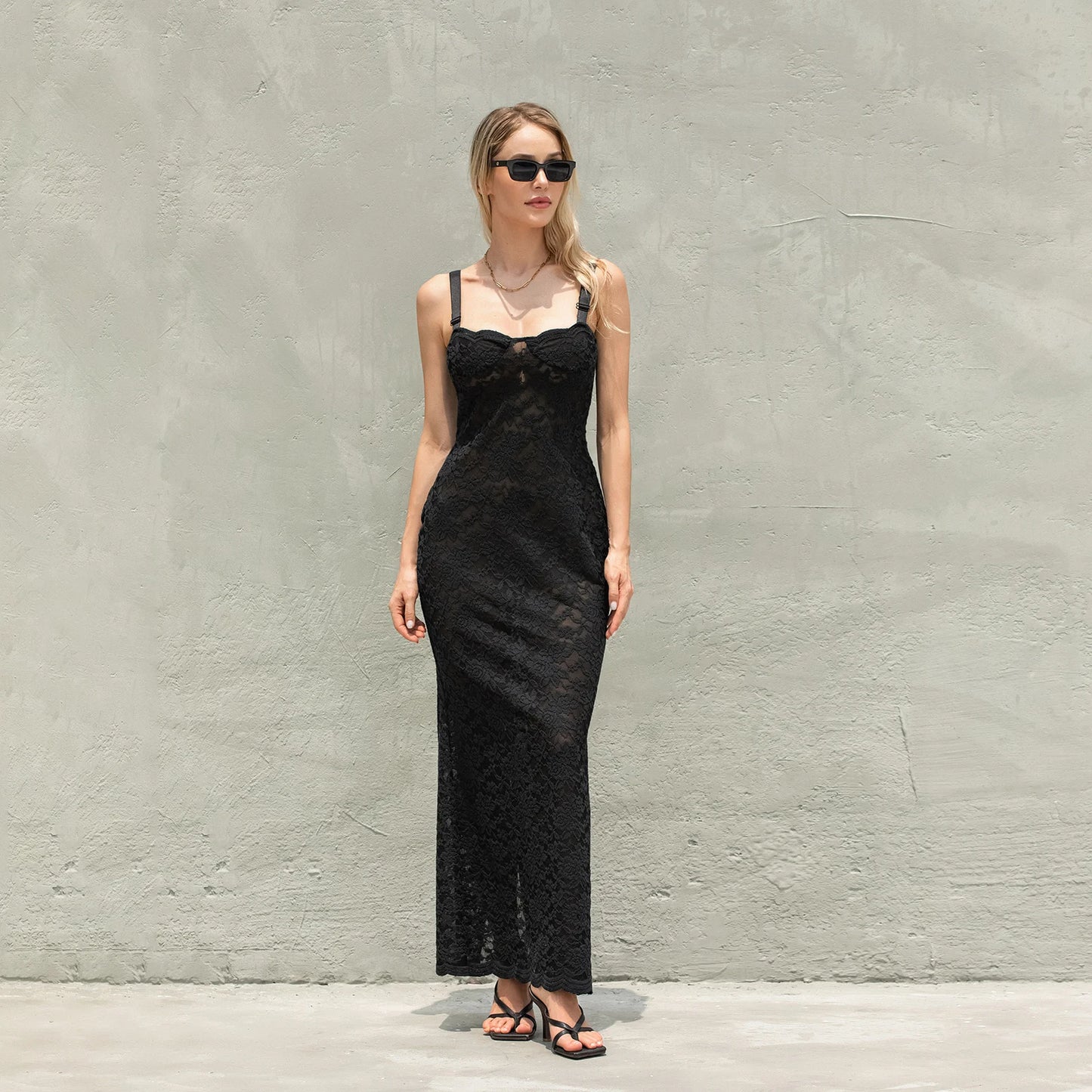 Sleeveless Off-shoulder Muse Bandeau & Maxi Skirt Set