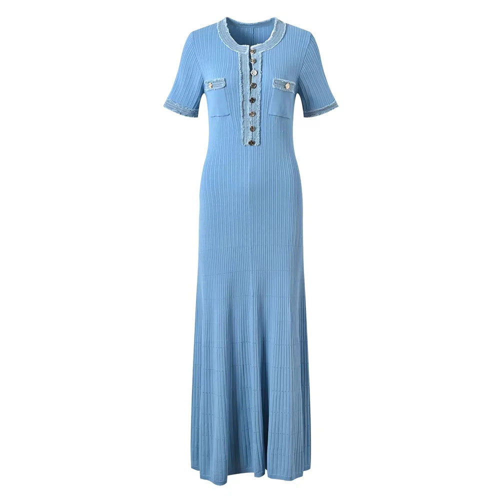 Chic Knit Buttoned Elegance Maxi Dress