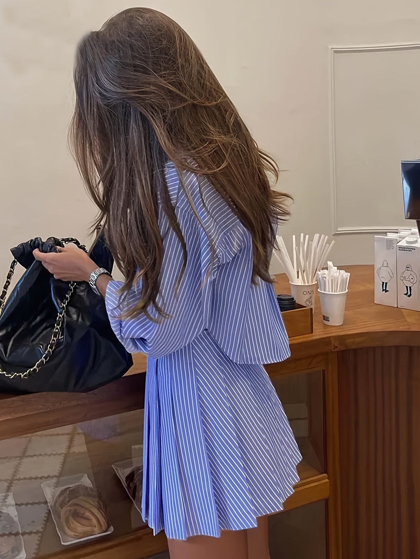 The Modern Pleat Blue Striped Print Set
