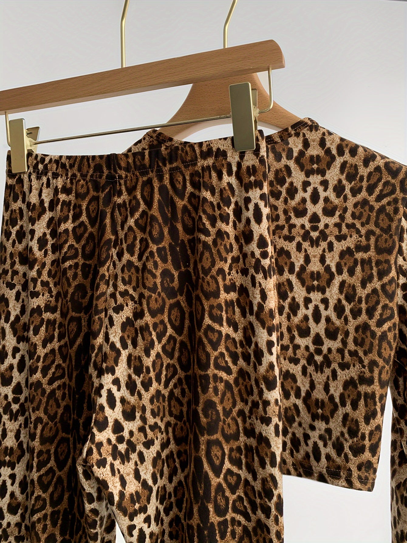 Chic Leopard Print long Sleeve Crop Top & High-Waist Stretch Flare Pants