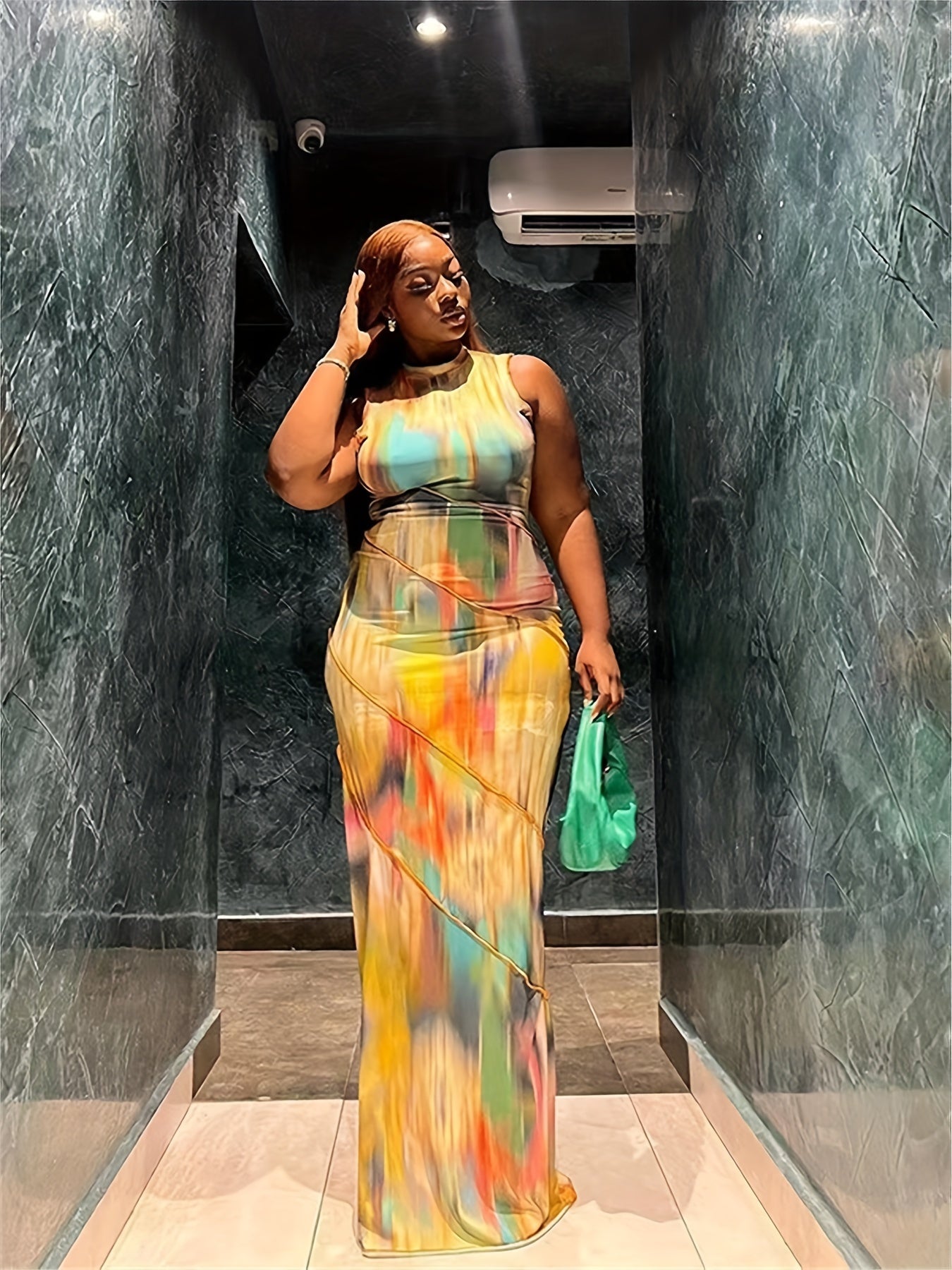 Women’s Vibrant Wildflower Wear