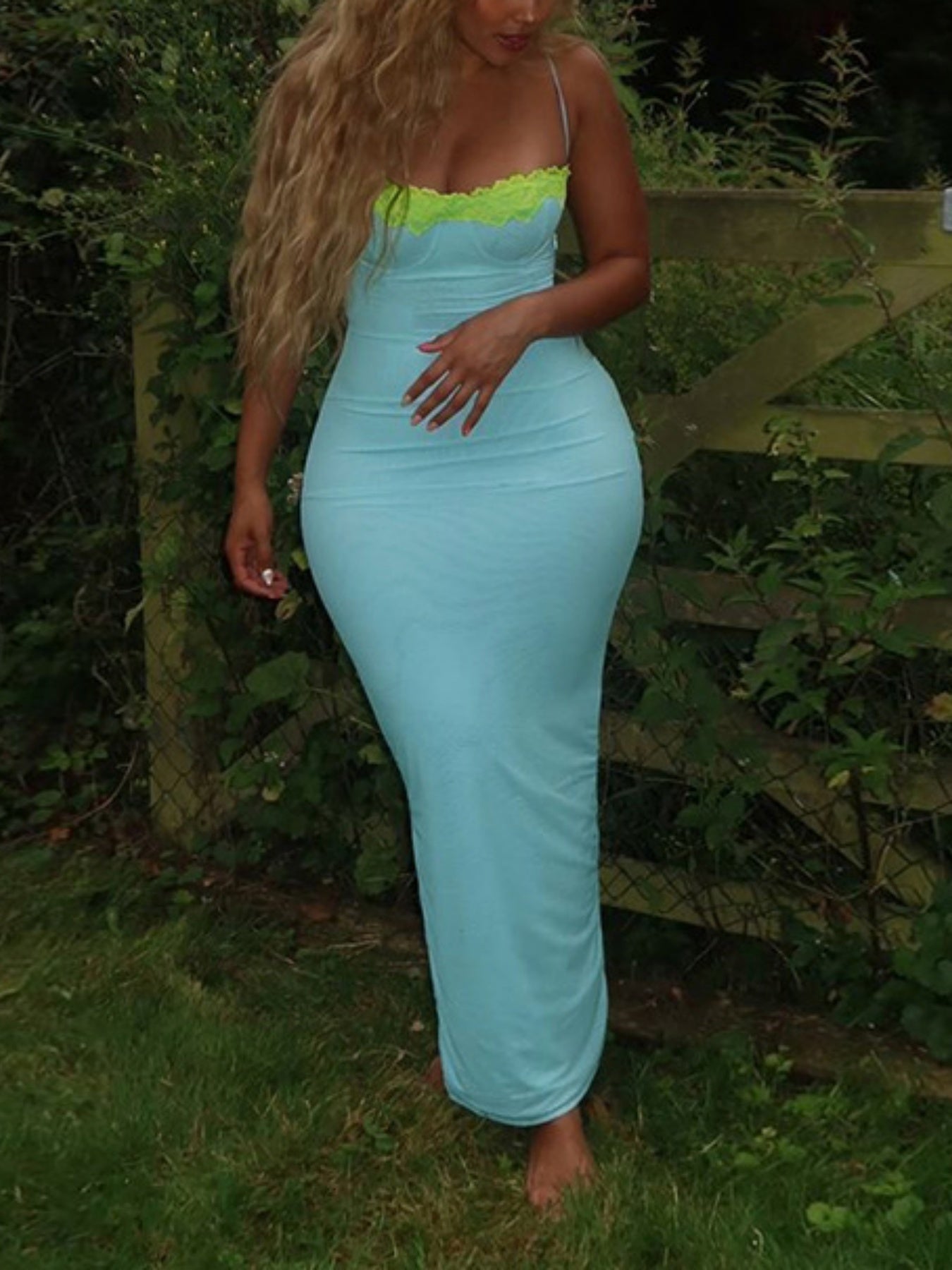 Curve Spire Midi Dress