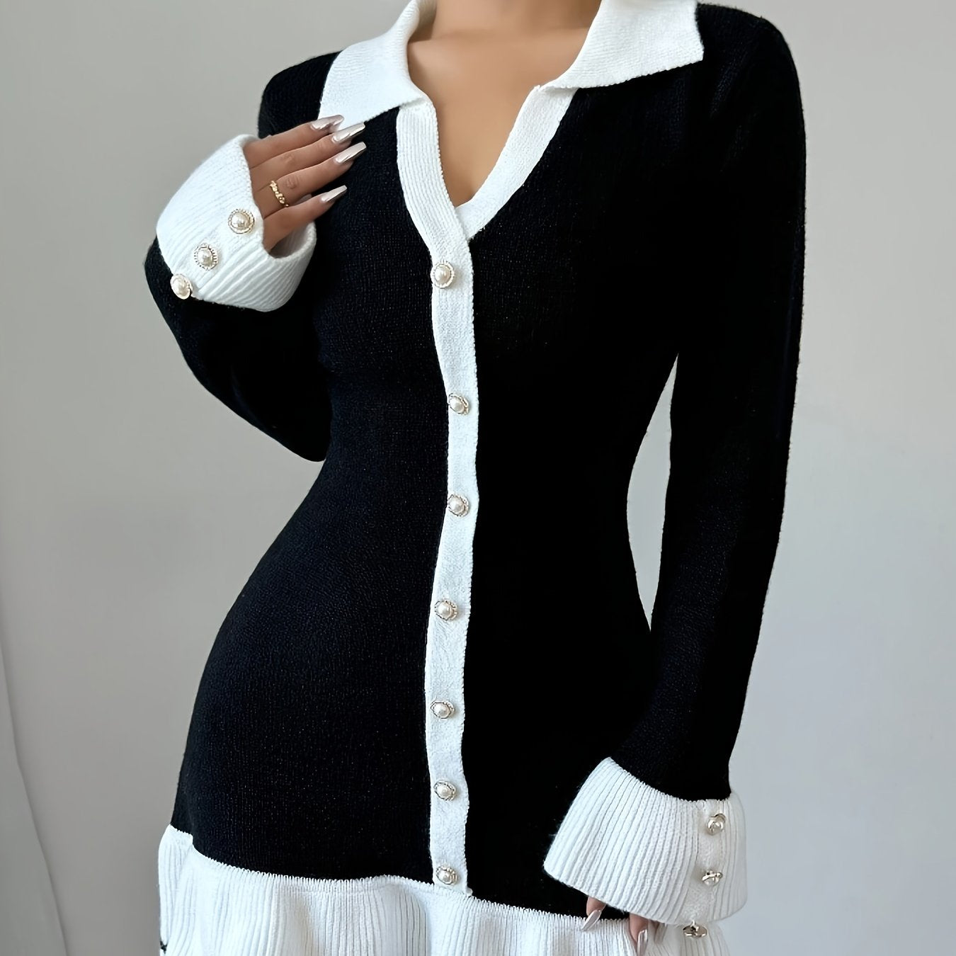 Women's Elegant V-Neck Sleeve Cozy Class Icon Dress