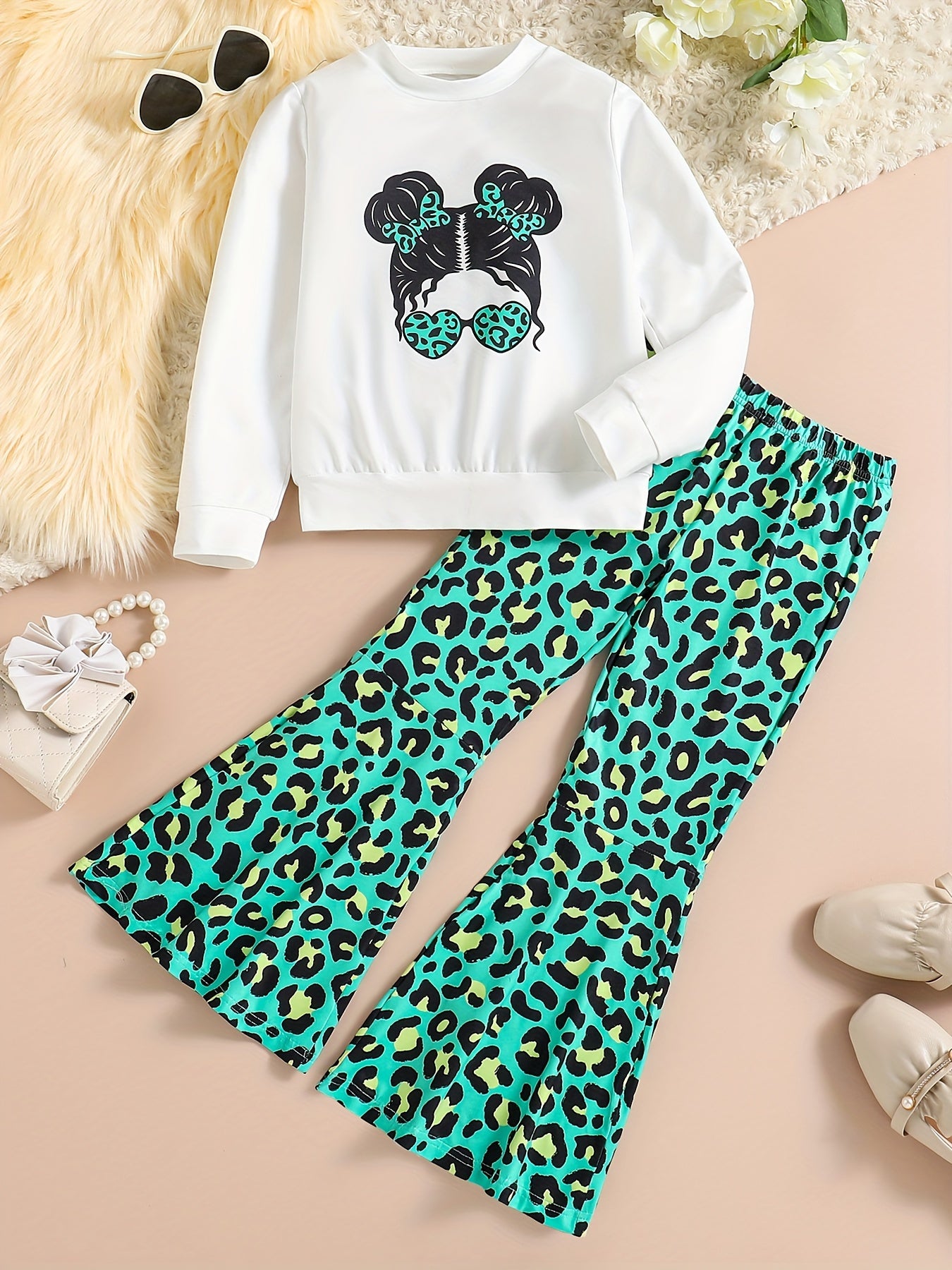 Sweatshirt & Leopard Pattern Flared Pants Set