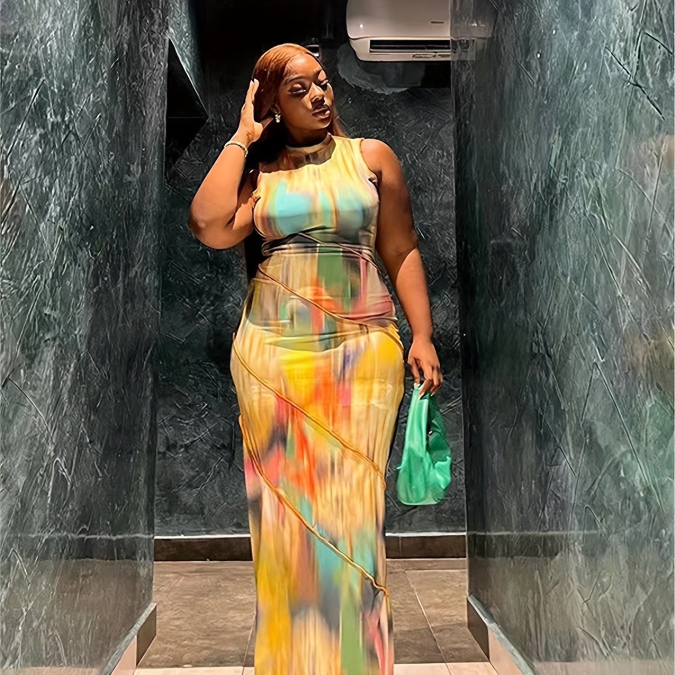 Women’s Vibrant Wildflower Wear