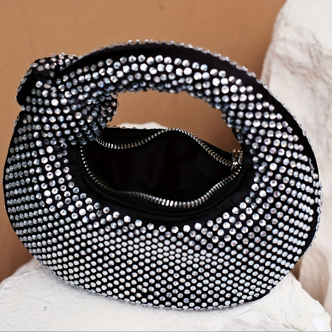 Luxury 2024 Women's Evening Rhinestones Clutch Bag - Perfect for Party, Wedding, Dinner/Banquet, and Special Occasions Making it a Stunning Match for Your Wedding Dress, Formal Dresses, Prom Dress, Birthday Dress, or Any Wome