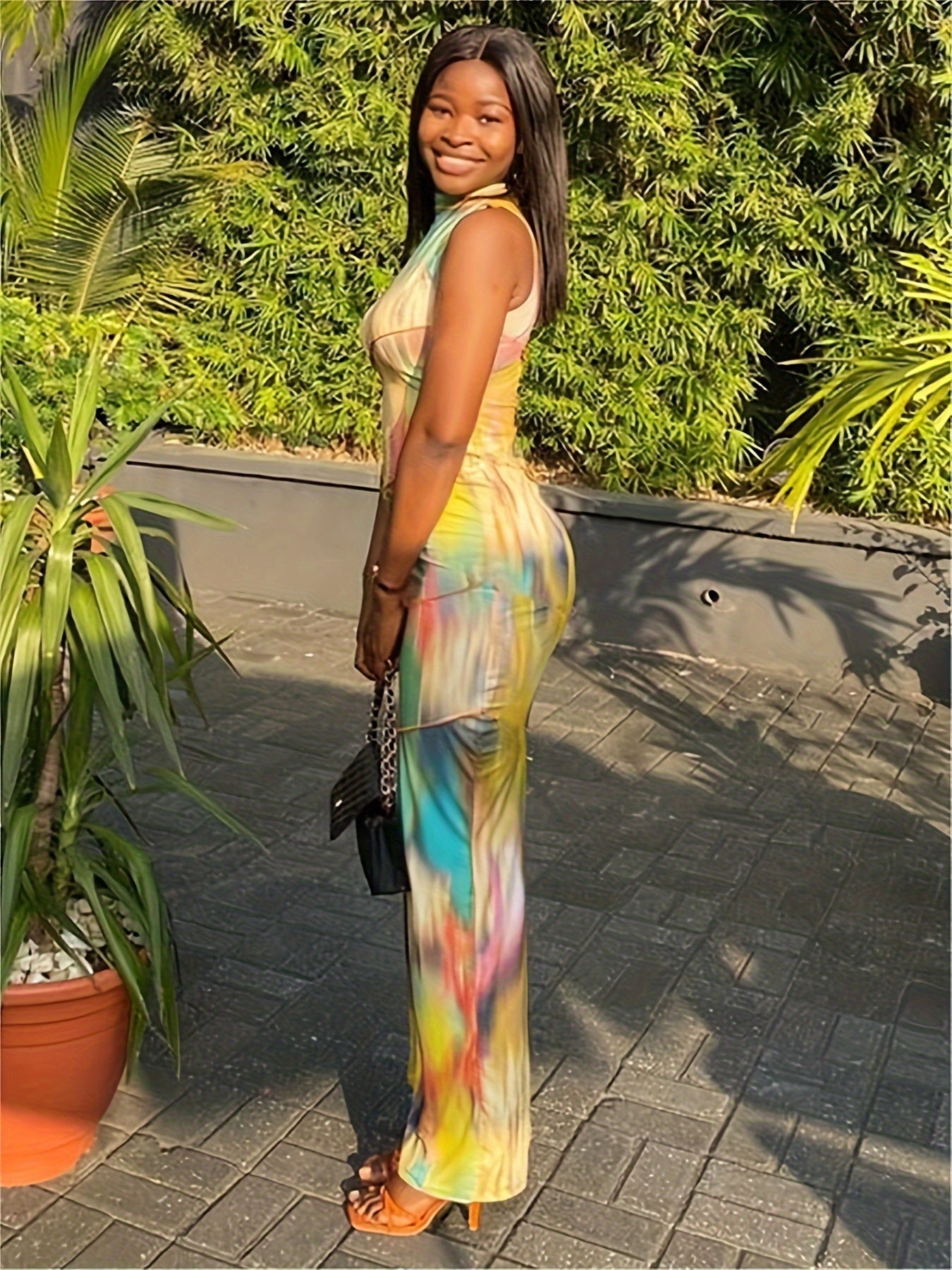 Women’s Vibrant Wildflower Wear