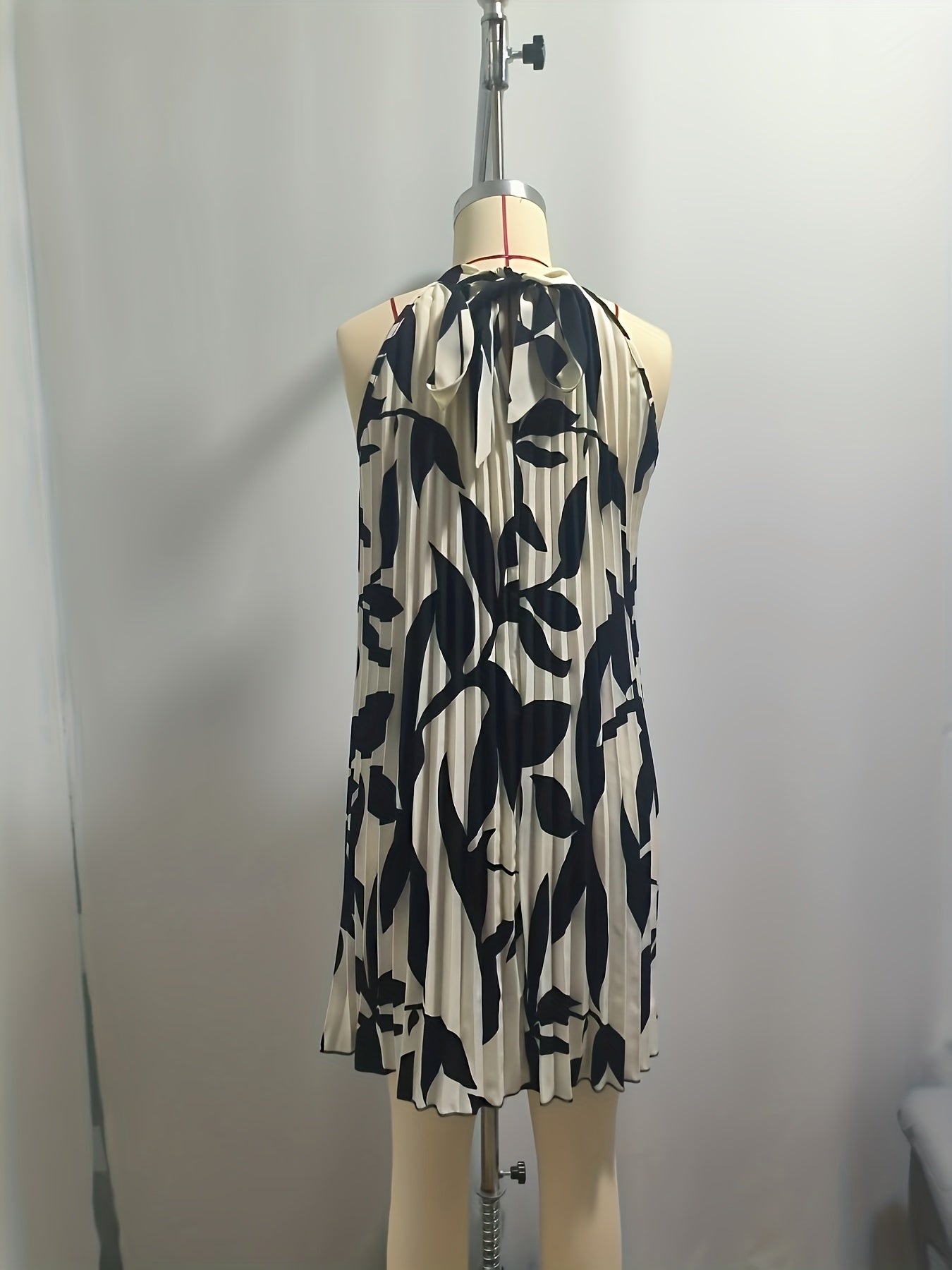 Women's SereniChic Halter Pleat  Dress