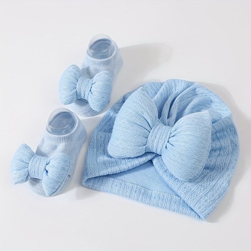Two Piece  Newborn Knit Fleece Bow Hat & Sock Set