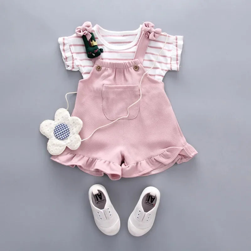 2pcs Cute Toddler Baby Girl T-shirt+Suspender Shorts Outing Clothes New Fashion Bay Sets Suits (No Shoes No Bag)