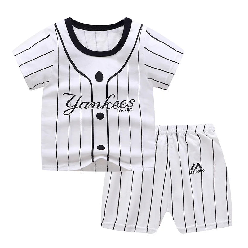 Winnie Pooh Cute Children Tracksuit Summer Clothing Cartoon Fashion Baby Boys Short Sleeved Suit T-shirt + Shorts 2piece Set