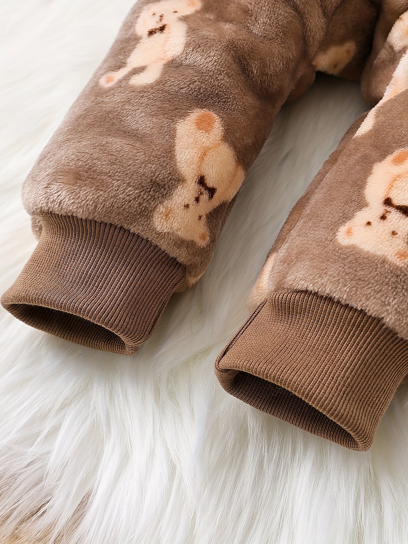 Baby's Cartoon Bear Pattern Warm Fuzzy Long Sleeve Bodysuit