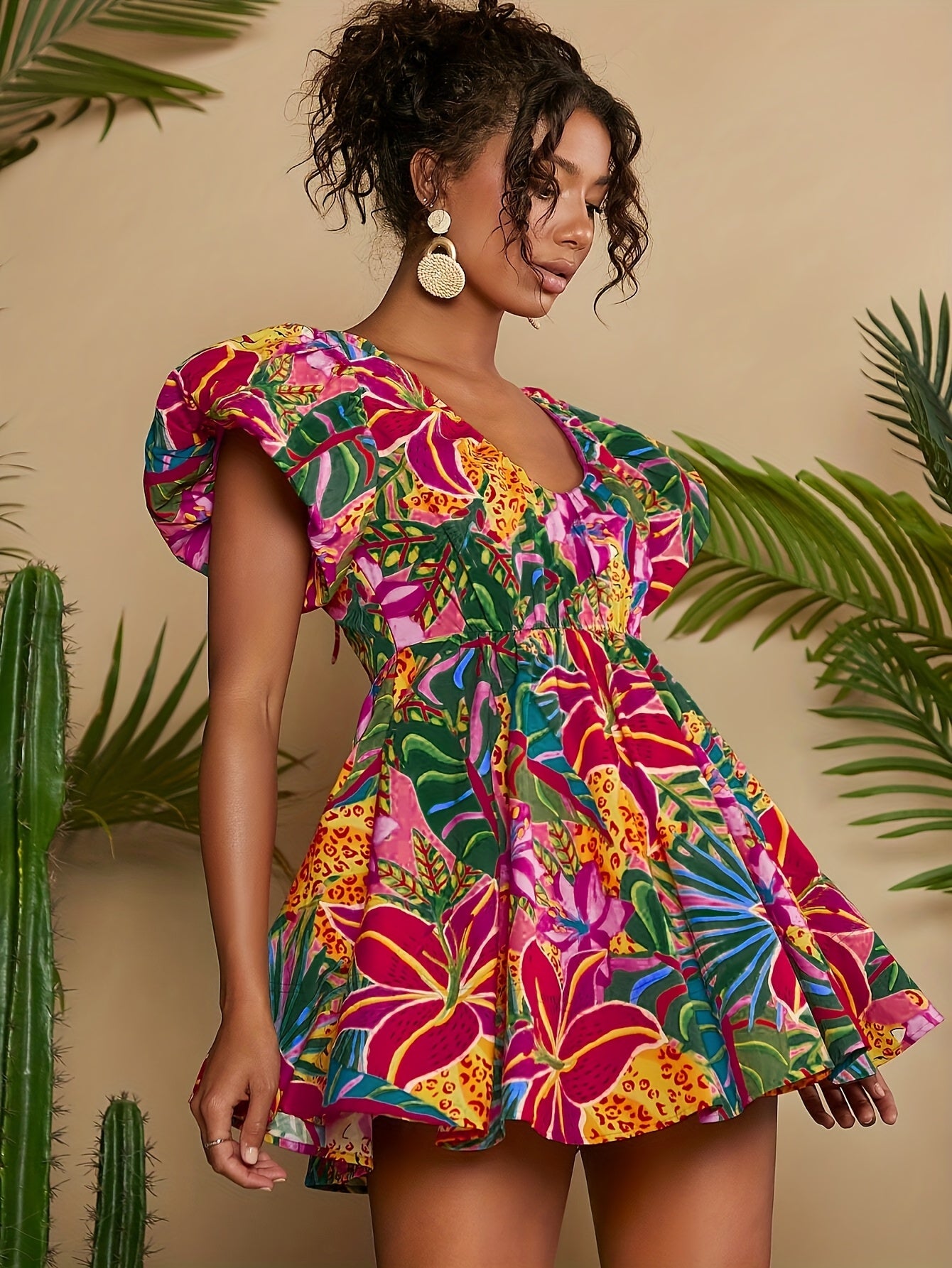 Short-Sleeved Dress with Leaf Print